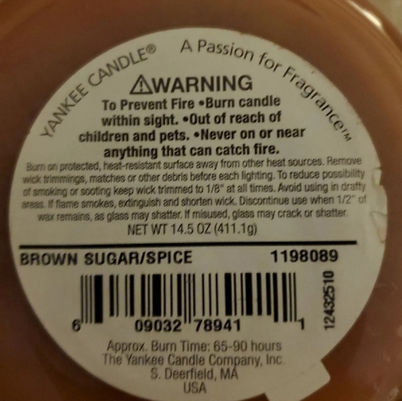 Yankee Candle Rare Retired Brown Sugar & Spice - Picture 2 of 2